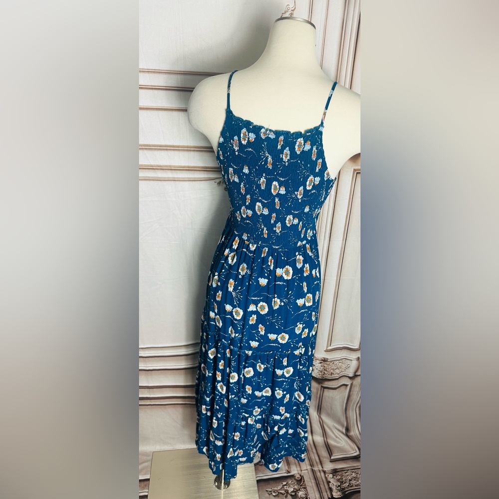 3 for $36 Sale! Charlotte Russe Blue Floral Strapless Midi Dress - Picture 3 of 7